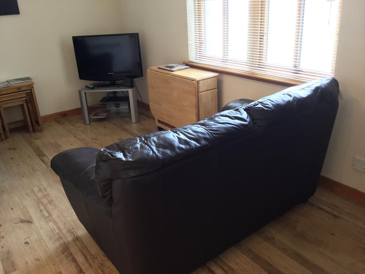 One-Bedroom Apartment - Wyvis Free Parking Inverness Esterno foto